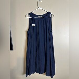 Harper 241 xlarge dark blue 22p2p 35” length preowned. Great condition